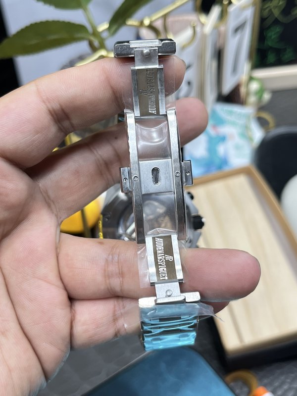 오데마 피게 로얄 오크 오프쇼어 오토매틱 시계 001-170431