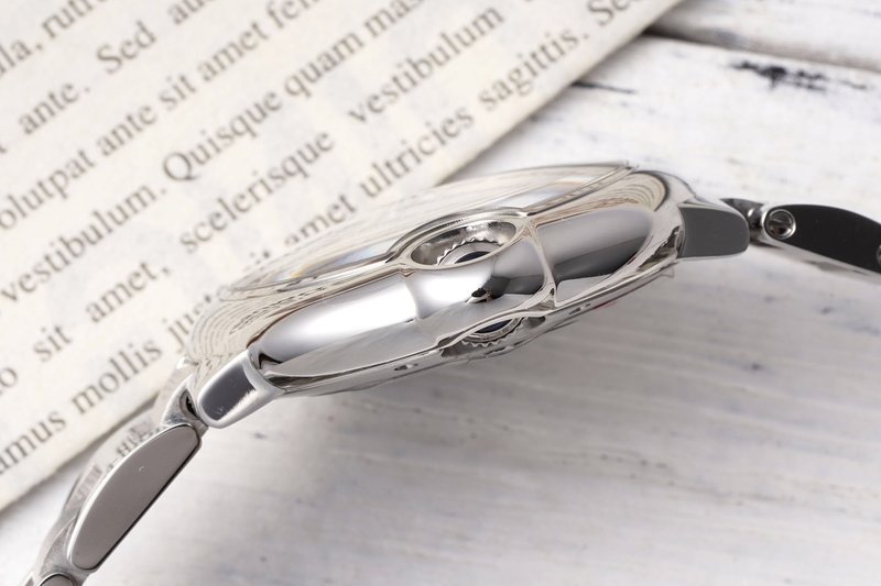 까르띠에 발롱 블루 33mm 스테인리스 스틸 시계 001-171249