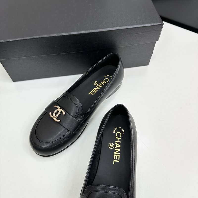 샤넬 초가을 심플 더블 C 로고 가죽 부츠 001-171467