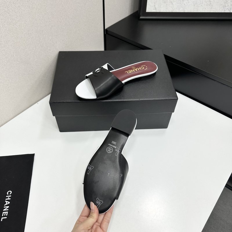 샤넬 스타일 클래식 굽 앵클부츠 001-171657