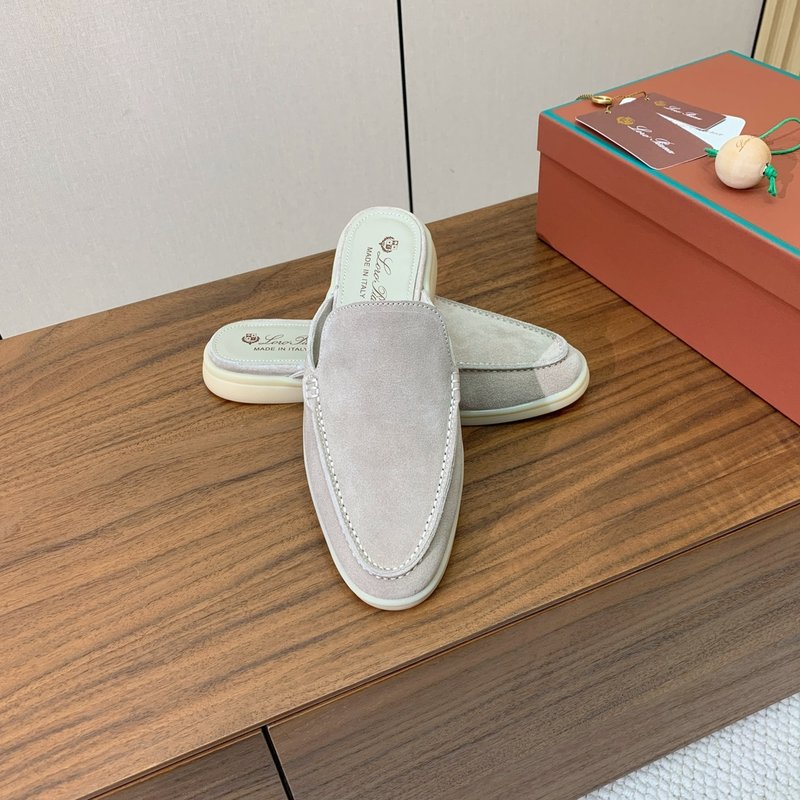 로로피아나 남성 빈티지 스웨이드 뮬 001-172085