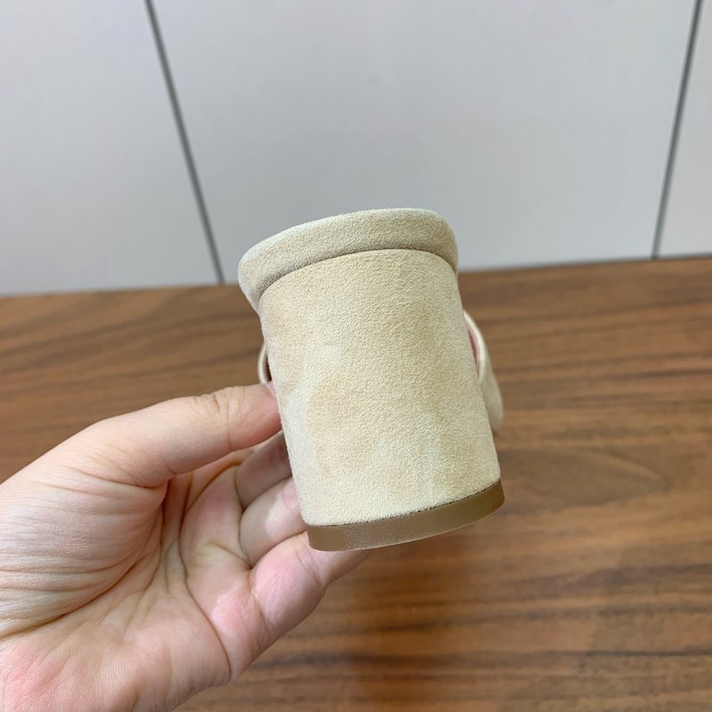 스웨이드 미들힐 가죽 슬리퍼 001-172095