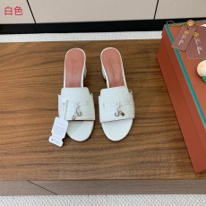 스톤 무늬 소가죽 미들힐 샌들 001-172123