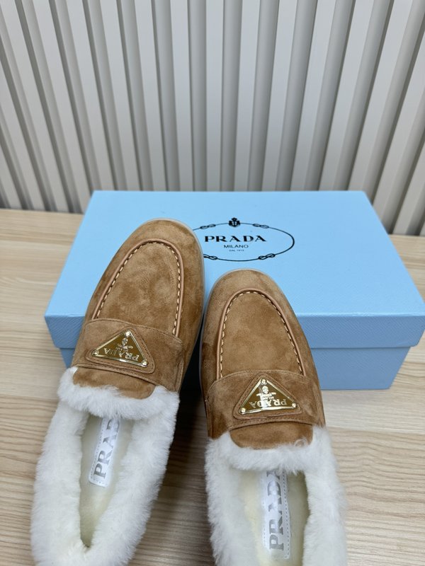프라다 가을 겨울 울 칼라 로퍼 001-172280