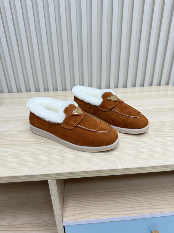 프라다 가을 겨울 울 칼라 로퍼 001-172282