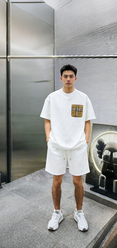 버버리 봄여름 캐주얼 반팔 반바지 세트 001-172909
