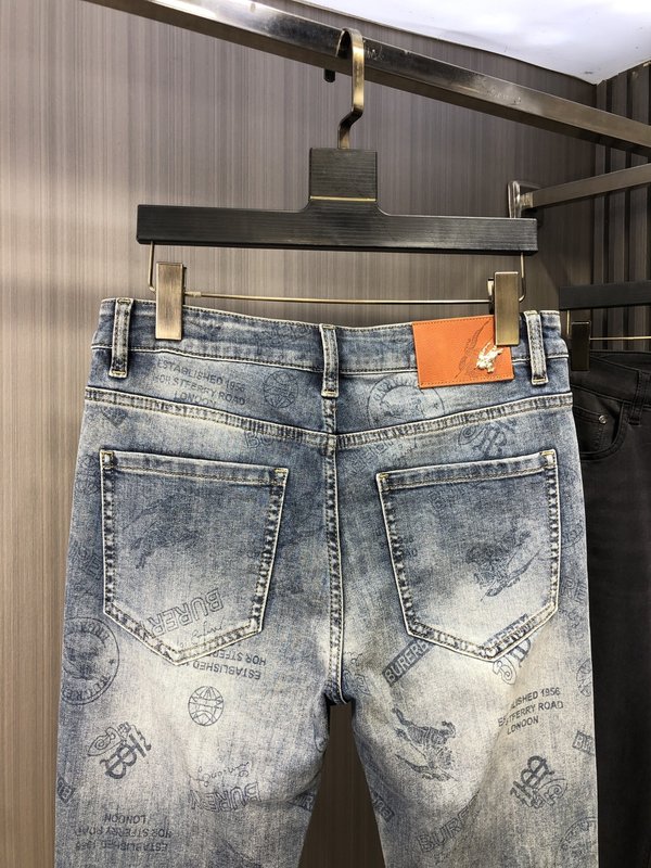 버버리 남성용 울트라 소프트 워시 데님 팬츠 001-172994
