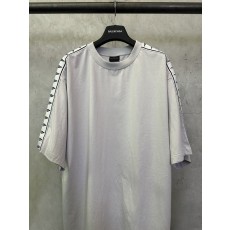 발렌시아가 자수 로고 반팔 티셔츠 001-173170