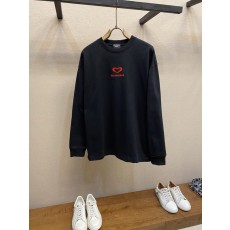 발렌시아가 칠석 한정 하트 자수 긴팔 티셔츠 001-173272