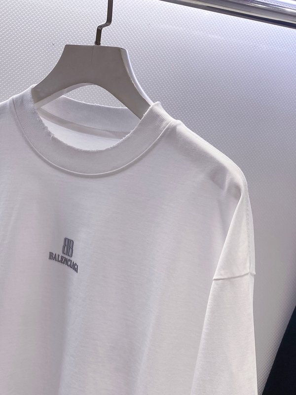 발렌시아가 스타일 로고 프린트 손상 디자인 롱슬리브 티 001-173274