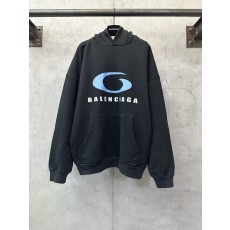 발렌시아가 런웨이 로고 프린트 후드 티셔츠 001-173284