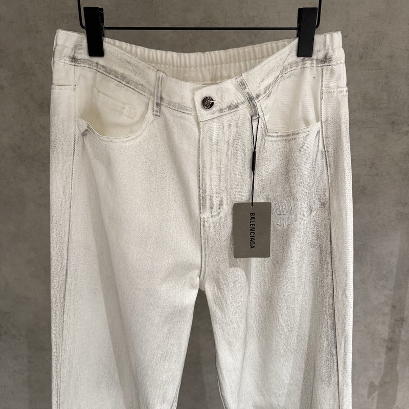 발렌시아가 화이트 빈티지 자수 데님 팬츠 001-173302