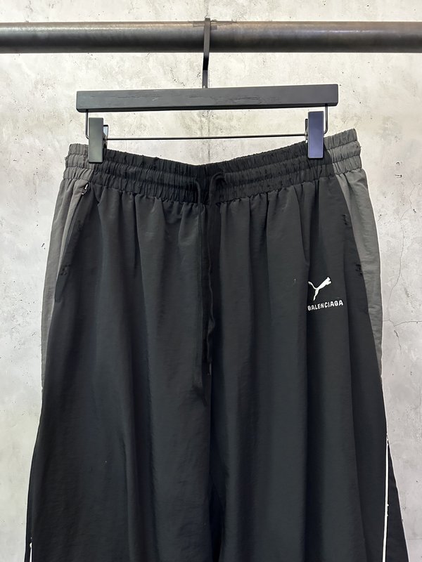 발렌시아가 푸마 콜라보 로고 자수 캐주얼 팬츠 001-173326