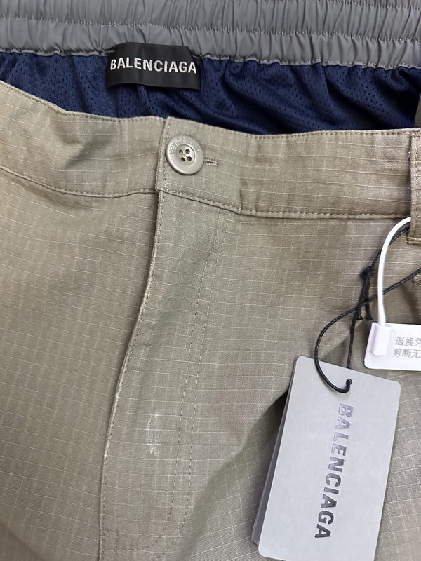 발렌시아가 패치워크 카고 팬츠 001-173359