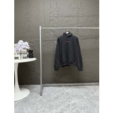 발렌시아가 레드 자수 로고 후드 티셔츠 001-173362