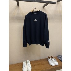 발렌시아가 스키 시리즈 3B 자수 라운드 니트 001-173365