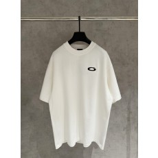 발렌시아가 자수 루즈핏 반팔 티셔츠 001-173387