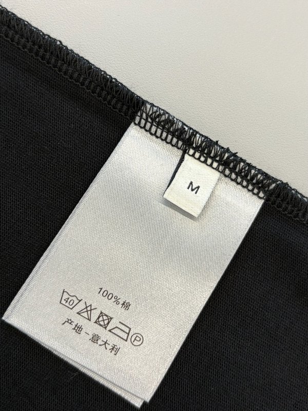 디올 스톤아일랜드 콜라보 자수 반팔 티셔츠 001-173434