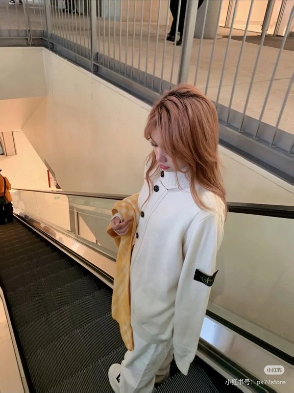 스톤아일랜드 니트 울 혼방 카디건 자켓 001-173562