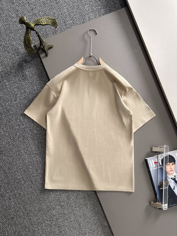 스톤 아일랜드 봄 신상 남성 반팔 티셔츠 001-173683