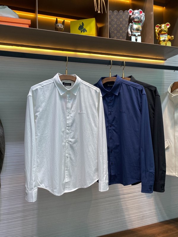 Kiton 고밀도 사면 코튼 라펠 긴팔 셔츠 001-173862