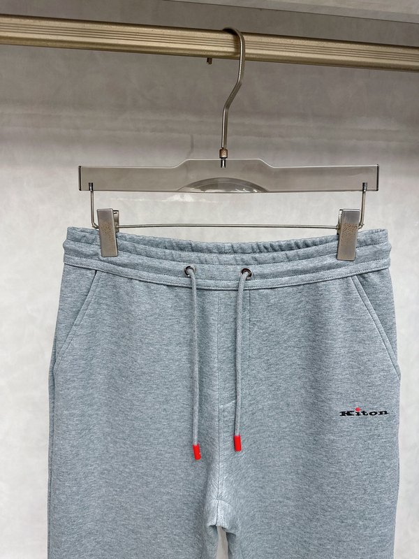 Kiton 가을 겨울 캐주얼 패션 세트 001-173872