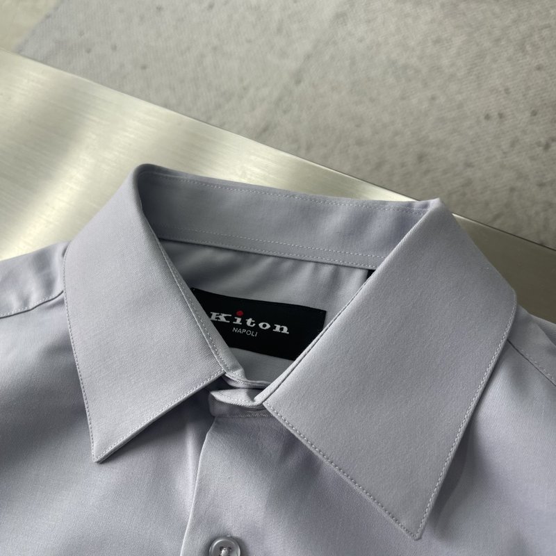 Kiton 남성 면 소재 자수 칼라 긴팔 셔츠 001-173876