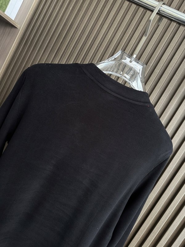 Kiton 가을 겨울 신상 텐셀 데론 니트 티셔츠 001-173891