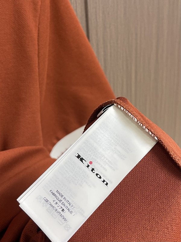Kiton 남성 하프 지퍼 니트 폴로 셔츠 001-173897