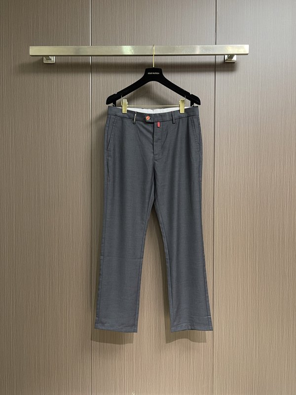 Kiton 빈티지 캐주얼 슬림핏 남성 정장 바지 001-173917