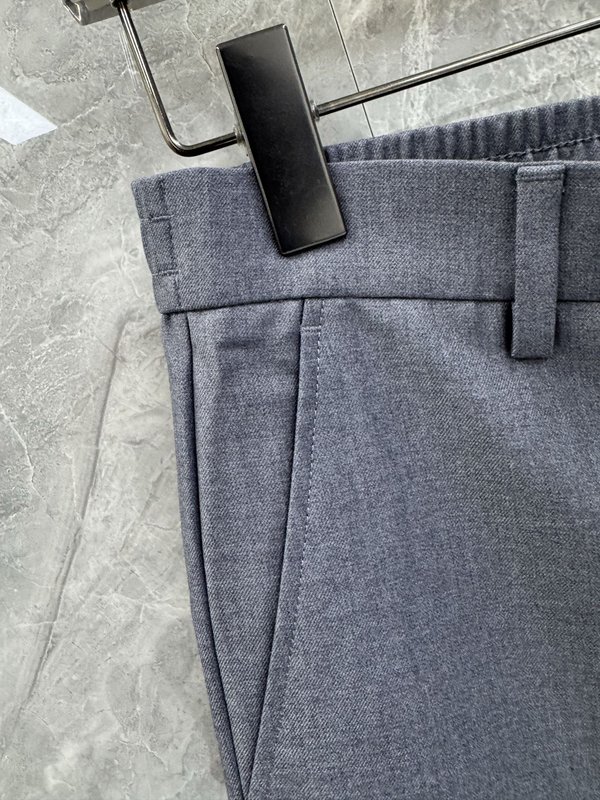 Kiton 남성 자수 로고 심플 캐주얼 정장 바지 001-173922