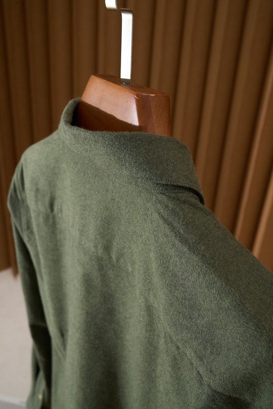 Kiton 남성 두꺼운 벨벳 셔츠 001-173957