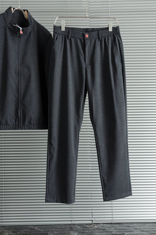 Kiton 남성 캐주얼 스포츠 세트 재킷 및 바지 001-174011