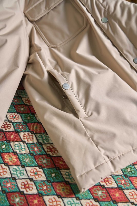 Kiton 남성용 경량 보온 패딩 자켓 001-174051