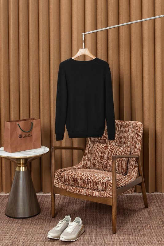 Kiton 남성 V 넥 코튼 카디건 니트 001-174053
