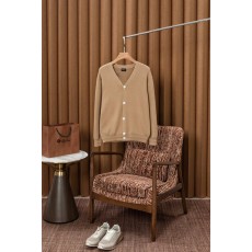 Kiton 남성 V 넥 코튼 카디건 니트 001-174054