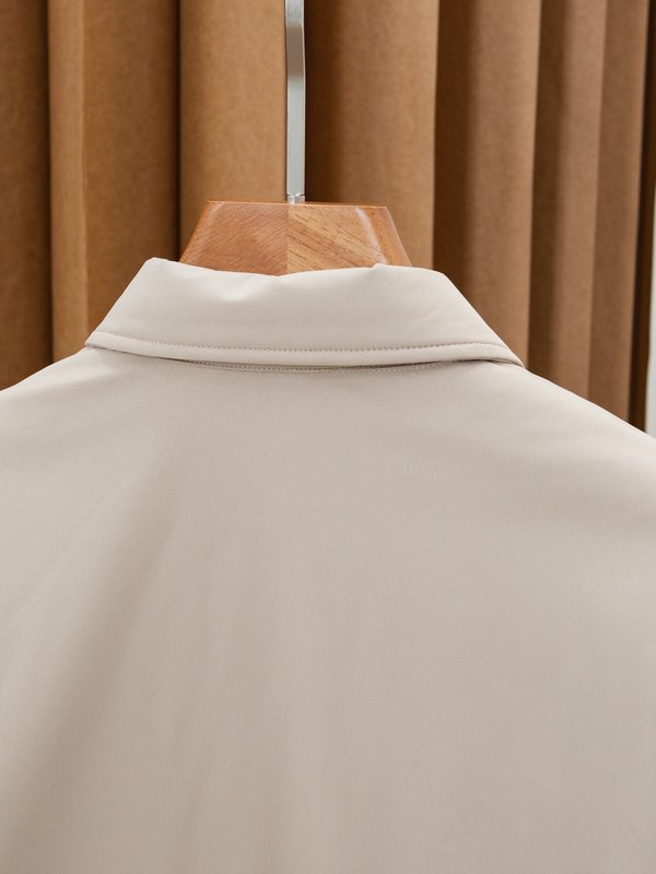 Kiton 남성 셔츠형 보온 패딩 자켓 001-174062