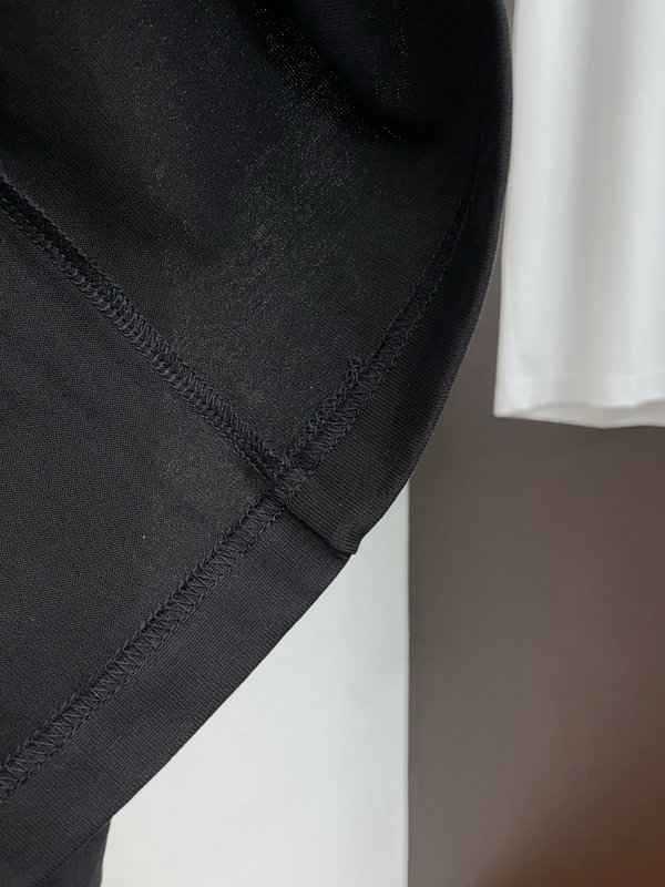 루이비통 남성 면 라운드넥 반팔 티셔츠 001-174098