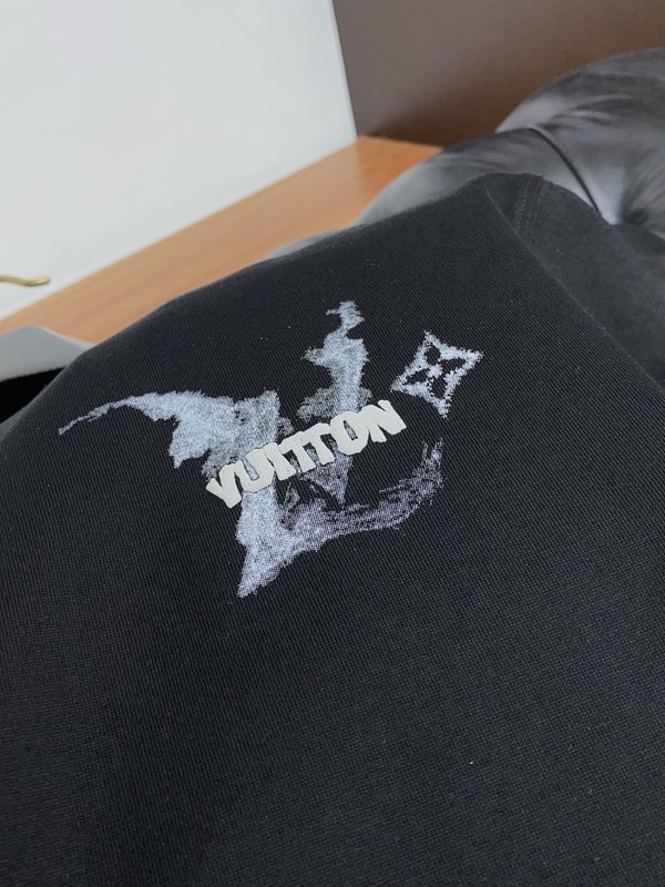 루이비통 남성 머서라이즈드 코튼 라운드 넥 반팔 티셔츠 001-174102