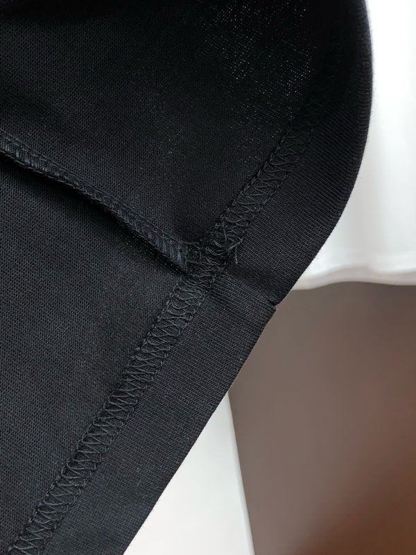 루이비통 남성 패션 캐주얼 반팔 티셔츠 001-174239