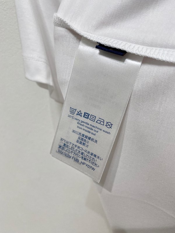루이비통 남성 라운드넥 반팔 티셔츠 001-174261