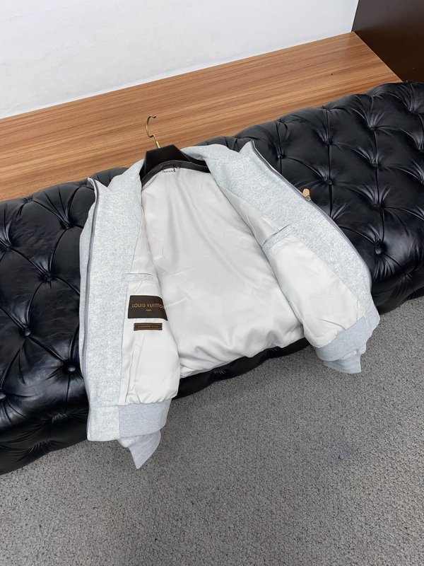 루이비통 컬러 블록 스트라이프 스탠드 칼라 자켓 001-174286