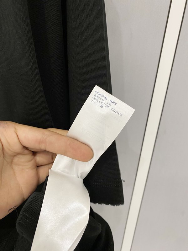 루이비통 중량감 순면 마모 가공 반팔 티셔츠 001-174369