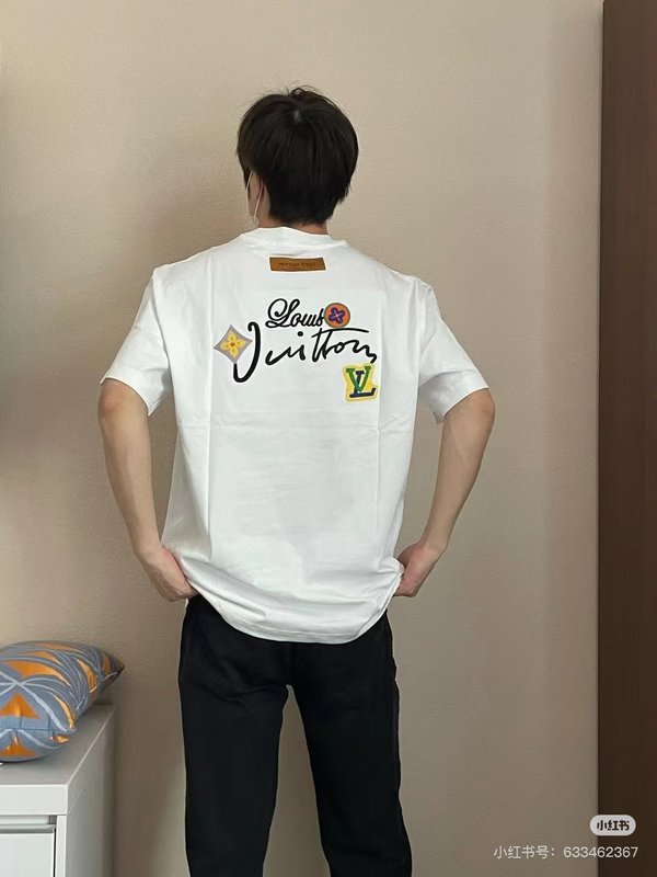 루이비통 크리에이티브 자수 라운드넥 반팔 티셔츠 001-174385