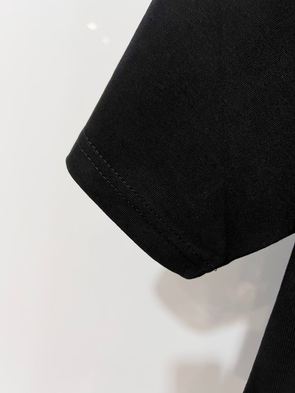 루이비통 면 라운드넥 반팔 티셔츠 001-174514