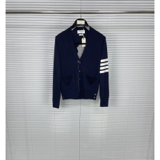 톰브라운 뒷면 패턴 울 카디건 001-174776