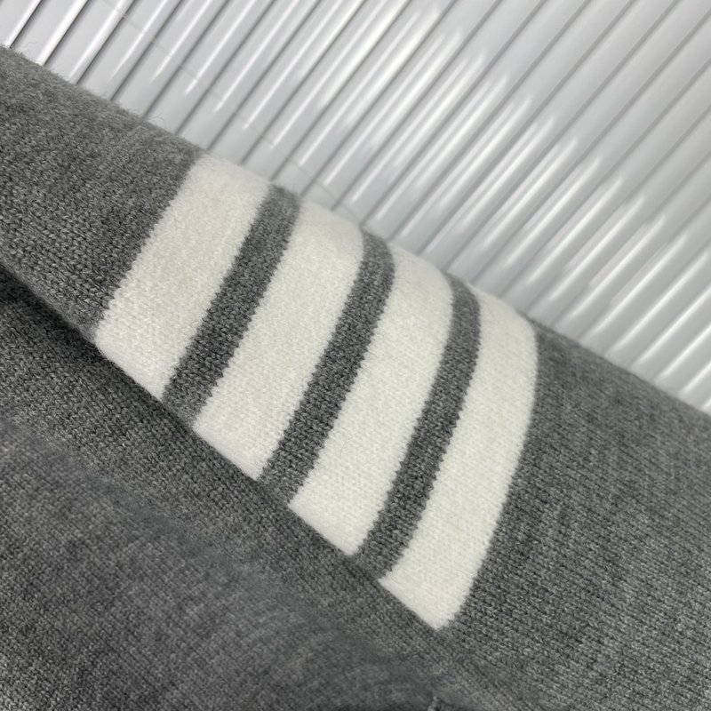 톰브라운 포스트라이프 울 니트 가디건 001-174796