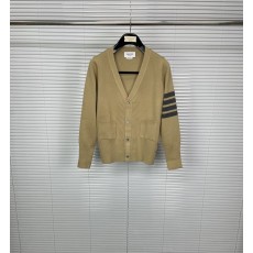 톰브라운 포스트릭 V 넥 카디건 001-174862