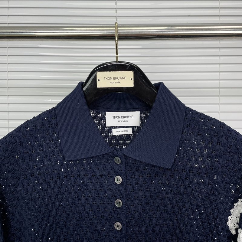 톰브라운 홀로우 칼라 POLO 셔츠 001-175108