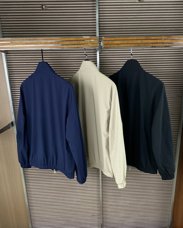로로피아나 스탠드 칼라 양면 착용 지퍼 자켓 001-175255